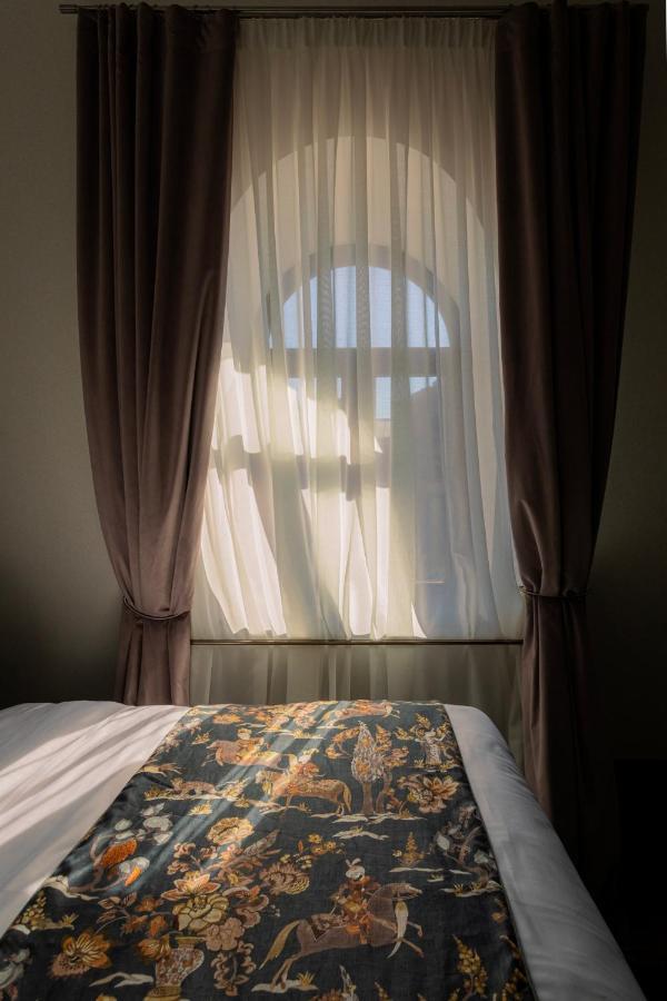 Puris Moedani Boutique Hotel Tbilisi Bagian luar foto