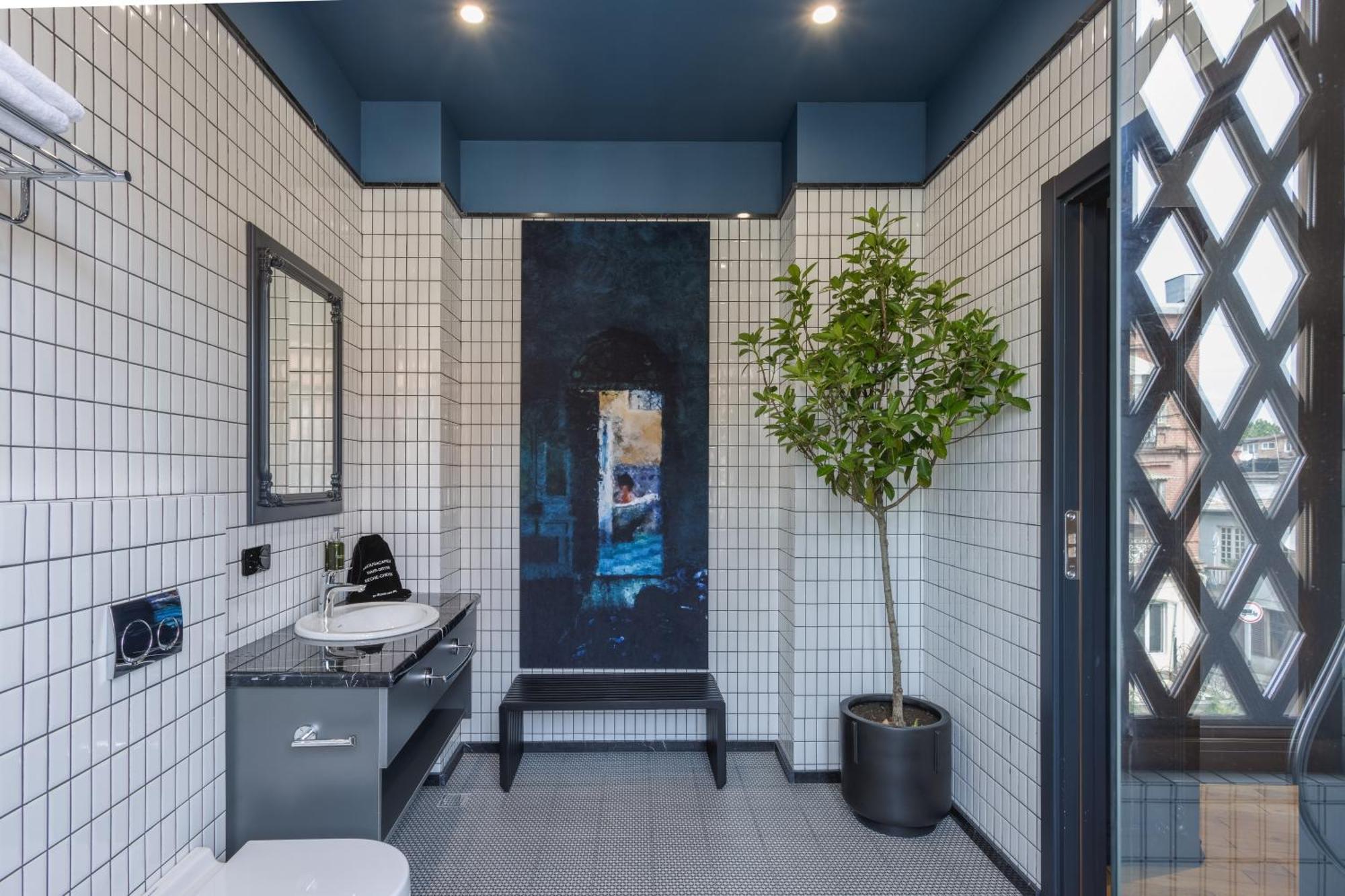 Puris Moedani Boutique Hotel Tbilisi Bagian luar foto