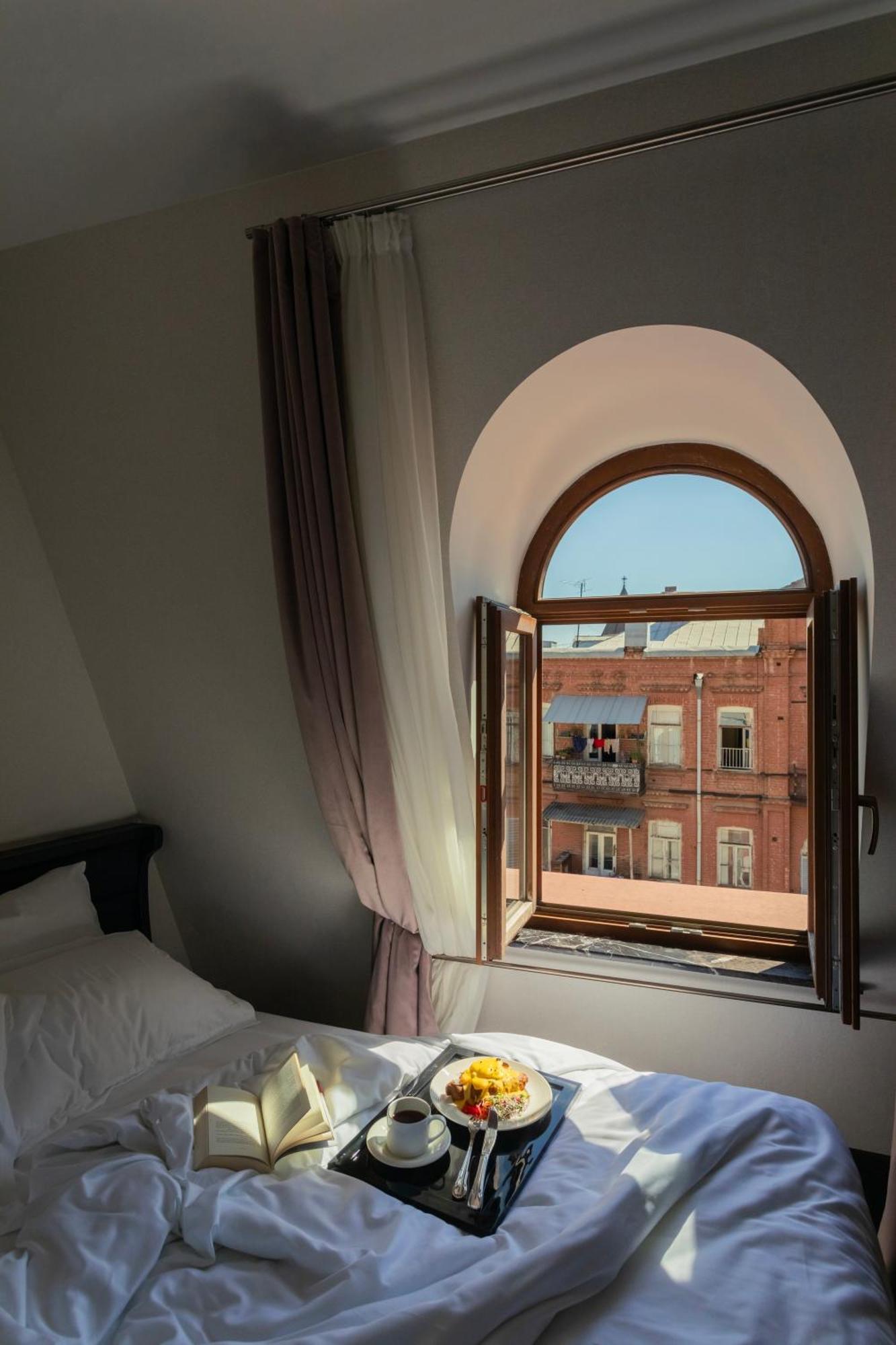 Puris Moedani Boutique Hotel Tbilisi Bagian luar foto