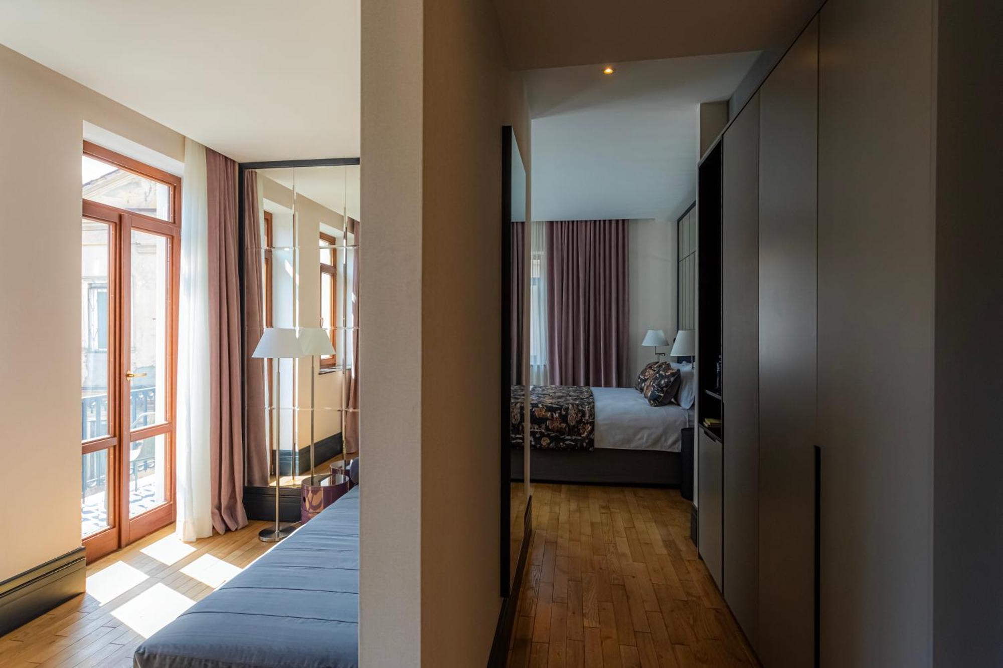Puris Moedani Boutique Hotel Tbilisi Bagian luar foto