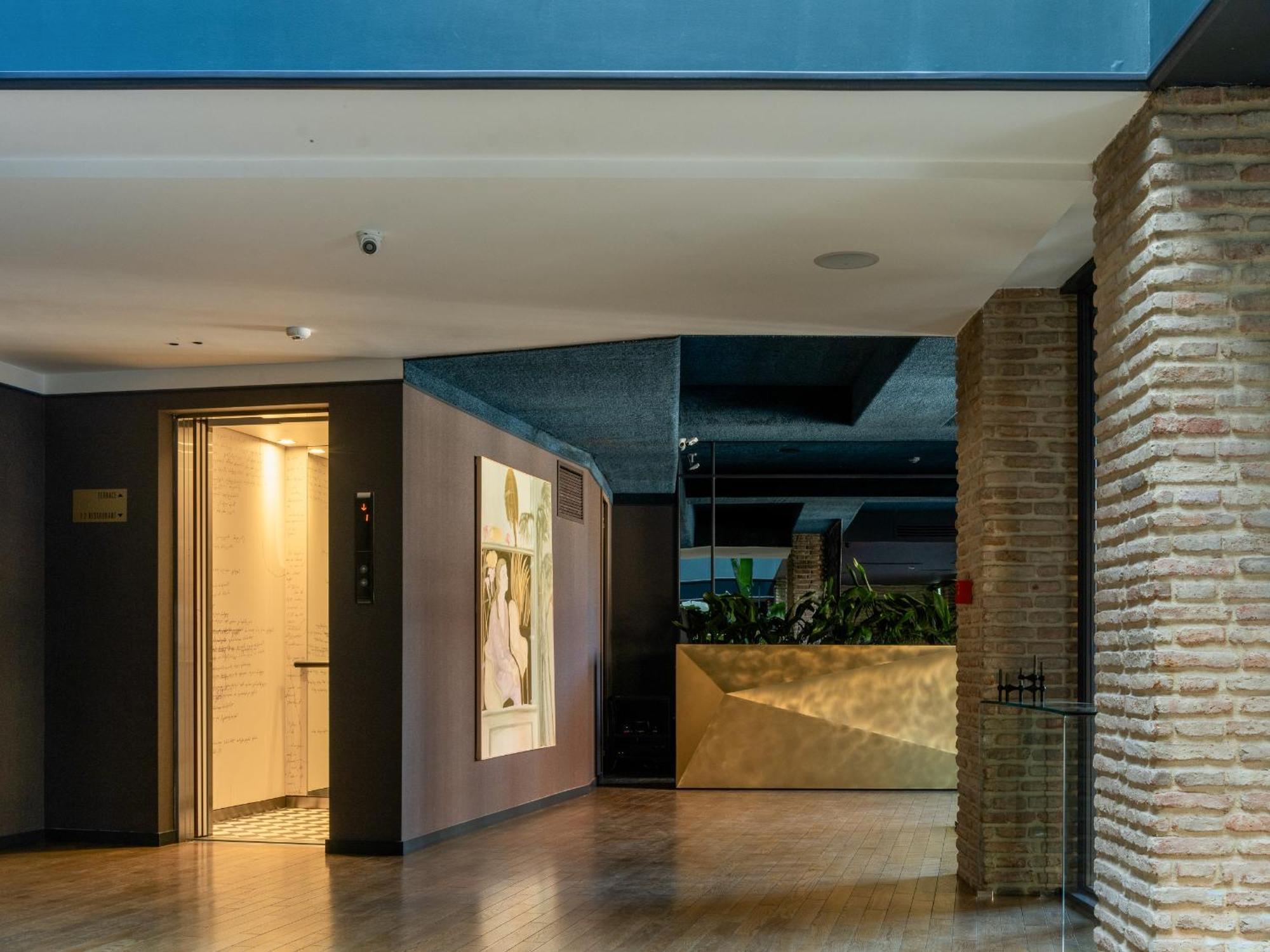 Puris Moedani Boutique Hotel Tbilisi Bagian luar foto