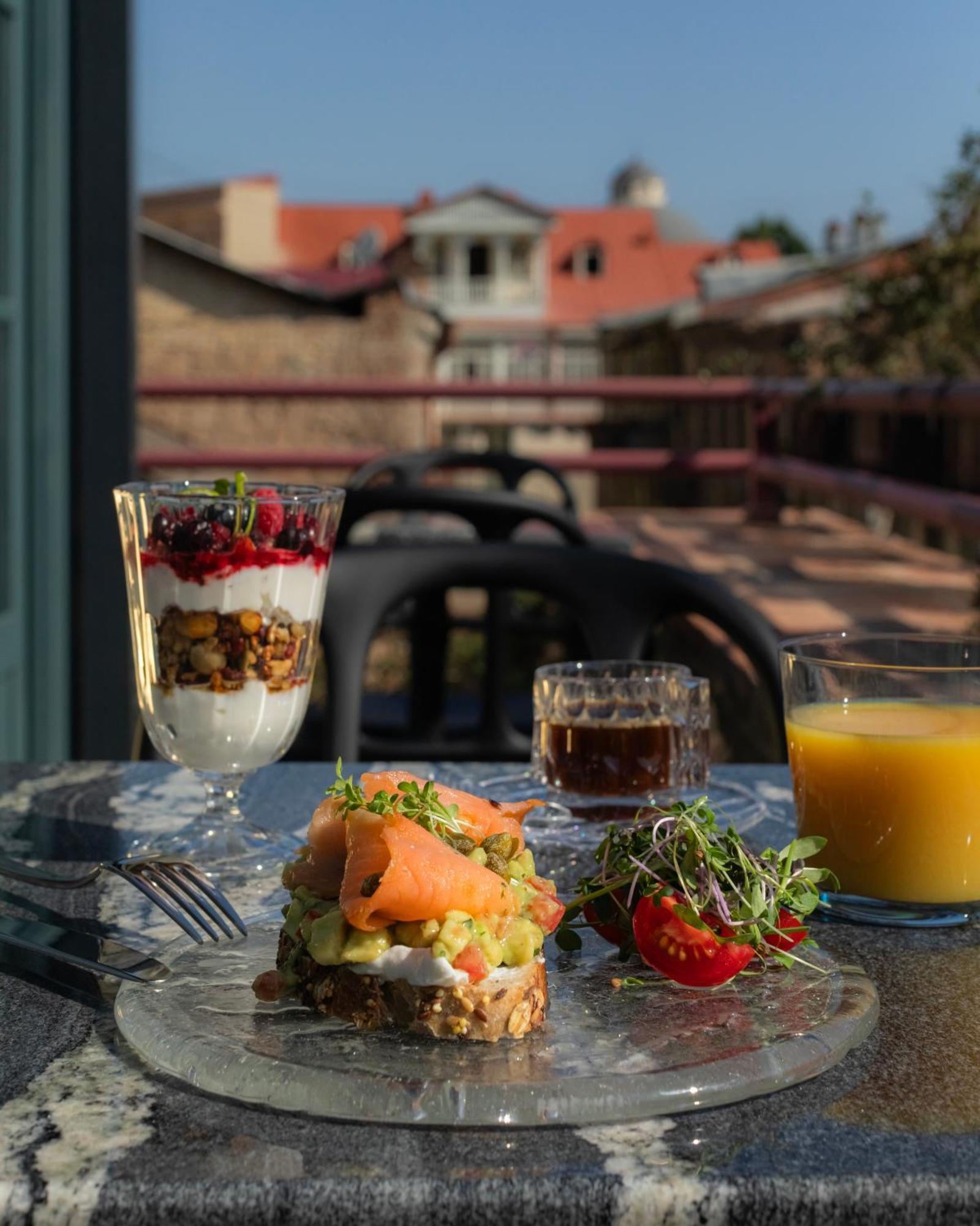 Puris Moedani Boutique Hotel Tbilisi Bagian luar foto