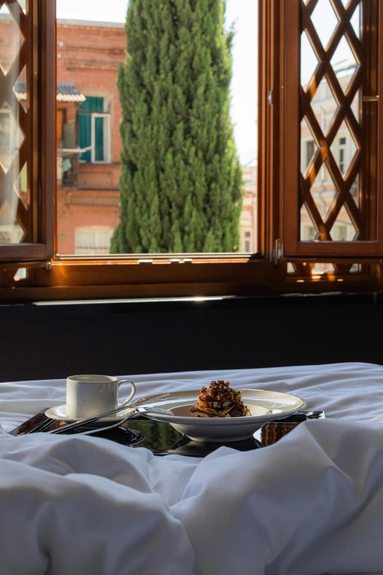 Puris Moedani Boutique Hotel Tbilisi Bagian luar foto