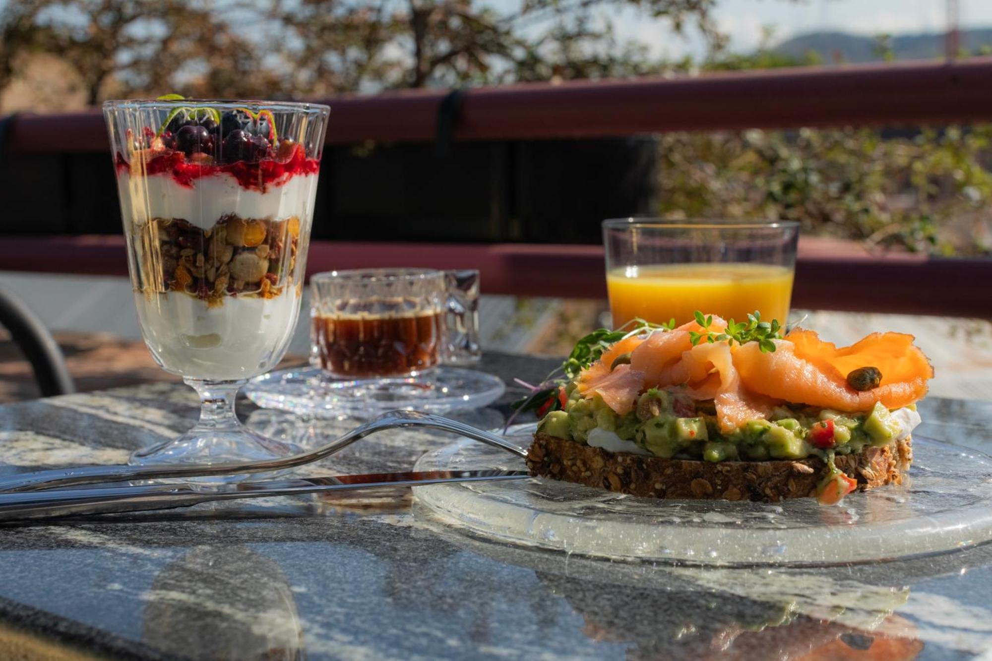 Puris Moedani Boutique Hotel Tbilisi Bagian luar foto