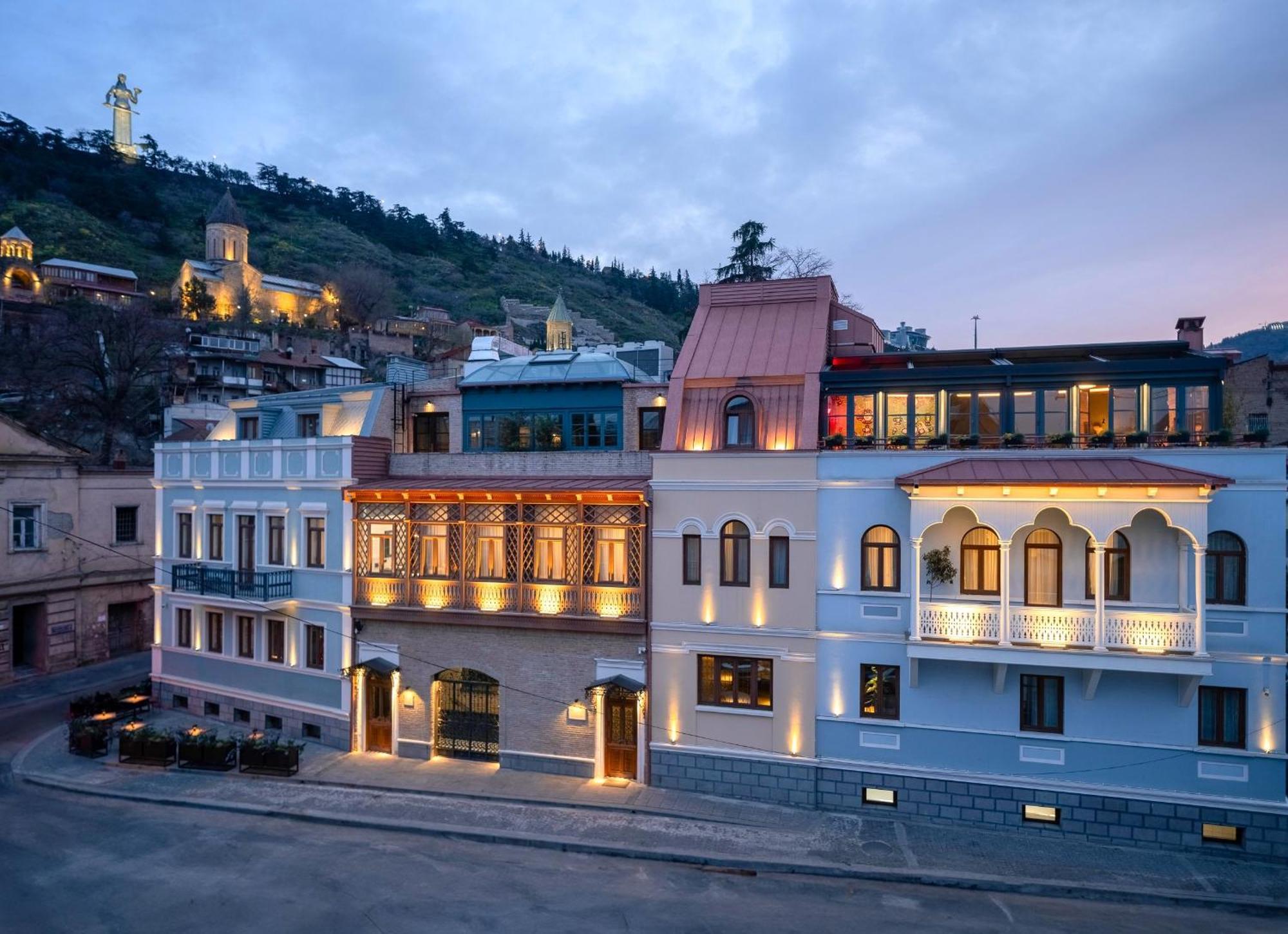 Puris Moedani Boutique Hotel Tbilisi Bagian luar foto