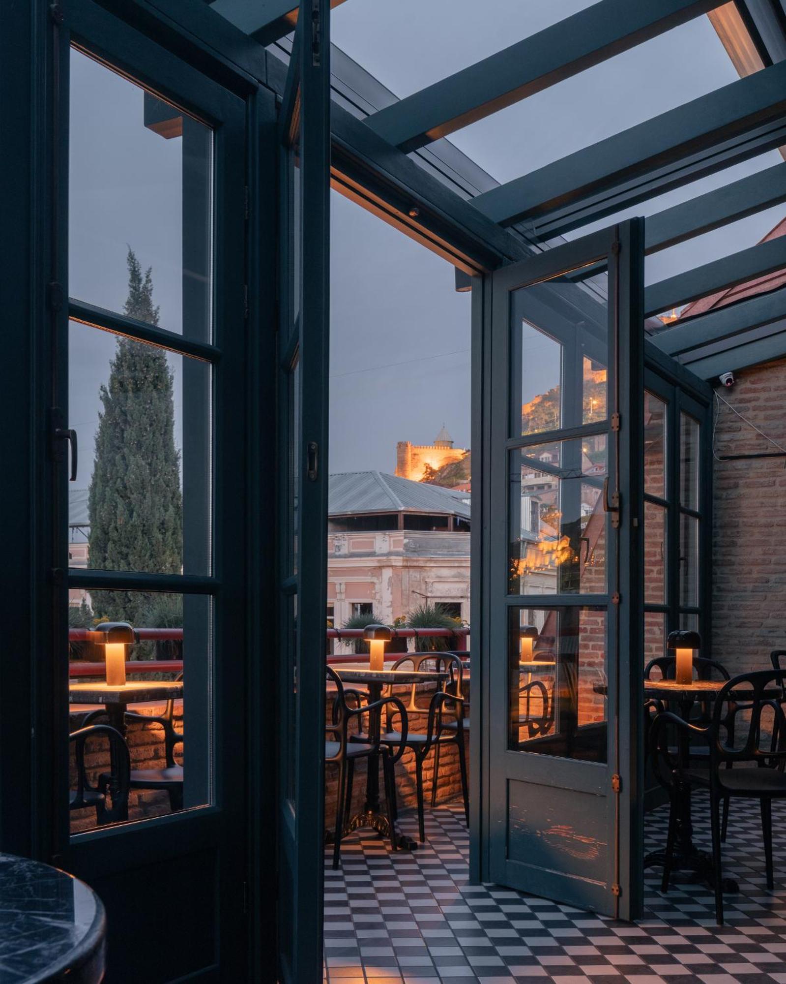 Puris Moedani Boutique Hotel Tbilisi Bagian luar foto