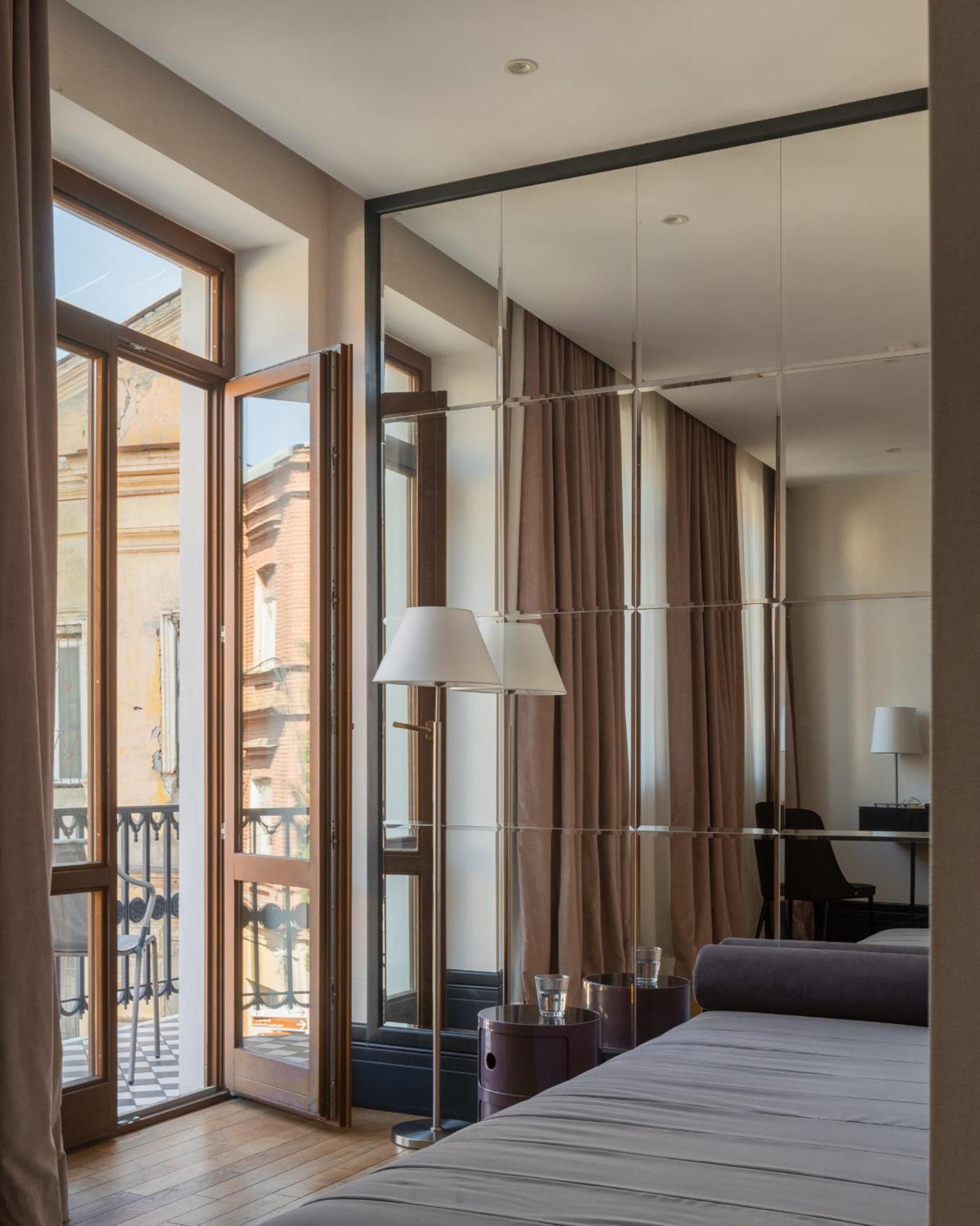 Puris Moedani Boutique Hotel Tbilisi Bagian luar foto